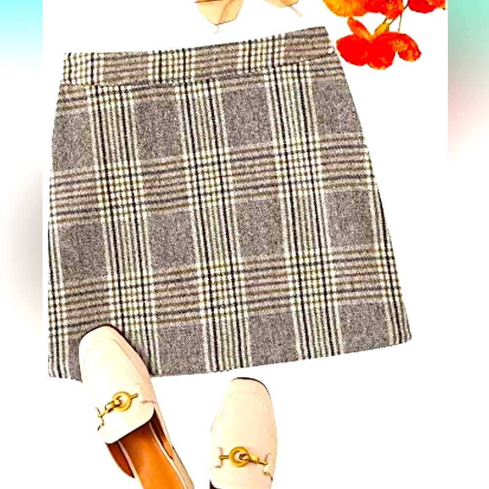 NEW SWEATER SKIRT